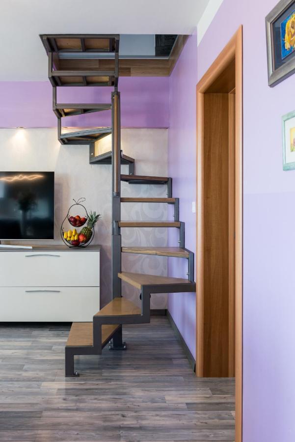 Summer Orchid - Spacious Duplex By The Beach & Ps5 Stobreč Dış mekan fotoğraf