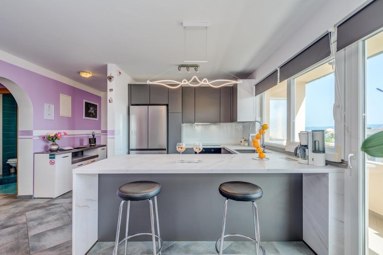 Summer Orchid - Spacious Duplex By The Beach & Ps5 Stobreč Dış mekan fotoğraf