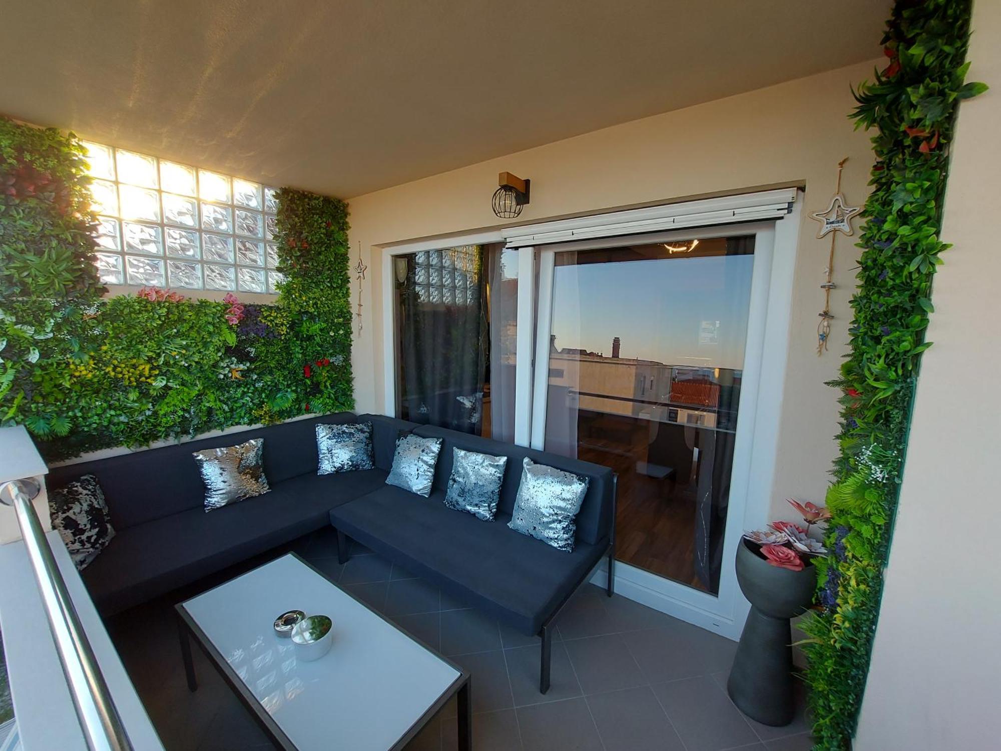 Summer Orchid - Spacious Duplex By The Beach & Ps5 Stobreč Dış mekan fotoğraf